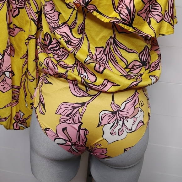 ZARA floral ruffle one shoulder bodysuit S - Picture 8 of 16